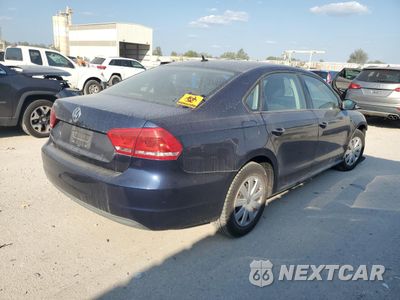 Trzecie zdjęcie samochodu z tyłu: 2013 VOLKSWAGEN PASSAT S VIN:1VWAP7A34DC074623 - miniatura