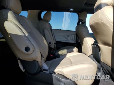 Zdjęcie 11 z 16 samochodu: 2023 TOYOTA SIENNA XLE VIN:5TDJSKFC3PS099920 - miniatura