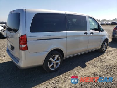 Trzecie zdjęcie samochodu z tyłu: 2017 MERCEDES-BENZ METRIS VIN:WD4PG2EE3H3302540 - miniatura