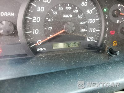 Zdjęcie 9 z 12 samochodu: 2006 TOYOTA TUNDRA DOUBLE CAB SR5 VIN:5TBDT44186S550452 - miniatura