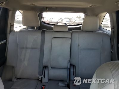 Zdjęcie 10 z 15 samochodu: 2019 TOYOTA HIGHLANDER LE VIN:5TDZARFH0KS048183 - miniatura