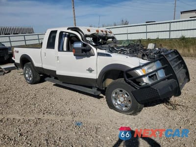 Czwarte zdjęcie samochodu z boku: 2016 FORD F250 SUPER DUTY VIN:1FT7W2BT4GEC98288 - miniatura