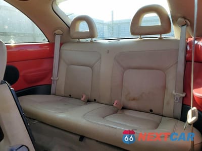 Zdjęcie 10 z 12 samochodu: 2002 VOLKSWAGEN NEW BEETLE GLS VIN:3VWCB21C62M417910 - miniatura