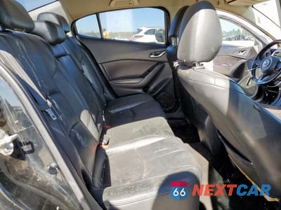 Zdjęcie 10 z 13 samochodu: 2018 MAZDA 3 GRAND TOURING VIN:3MZBN1W38JM212920 - miniatura