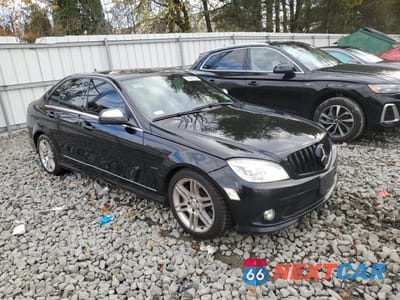 Czwarte zdjęcie samochodu z boku: 2008 MERCEDES-BENZ C 350 VIN:WDDGF56XX8R033468 - miniatura