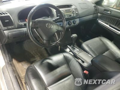 Zdjęcie 8 z 12 samochodu: 2005 TOYOTA CAMRY SE VIN:4T1BA32K15U509824 - miniatura