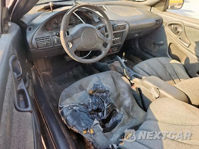 Zdjęcie 8 z 15 samochodu: 2005 CHEVROLET CAVALIER VIN:1G1JC12F557109399 - miniatura