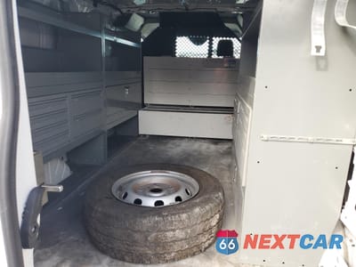 Zdjęcie 10 z 14 samochodu: 2023 FORD TRANSIT T-250 - CARGO VAN VIN:1FTBR1Y82PKA67079 - miniatura