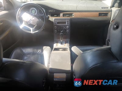 Zdjęcie 8 z 14 samochodu: 2010 VOLVO S80 T6 VIN:YV1992AH6A1131744 - miniatura