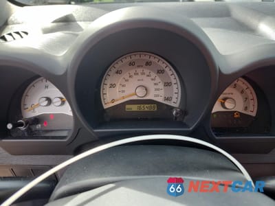 Zdjęcie 9 z 11 samochodu: 2005 TOYOTA SCION TC VIN:JTKDE177350047860 - miniatura