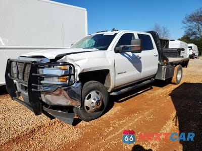 2015 CHEVROLET SILVERADO FLATBED TRUCK 1GB4KZC89FF584569 - główne zdjęcie licytacji z USA - miniatura