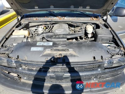 Zdjęcie 12 z 13 samochodu: 2003 CHEVROLET SUBURBAN K1500 VIN:3GNFK16Z43G270825 - miniatura