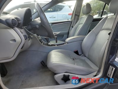 Zdjęcie 7 z 12 samochodu: 2001 MERCEDES-BENZ C 240 VIN:WDBRF61J41F128996 - miniatura