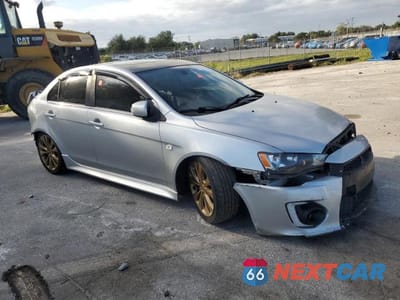 Czwarte zdjęcie samochodu z boku: 2016 MITSUBISHI LANCER GT VIN:JA32U8FW5GU012833 - miniatura