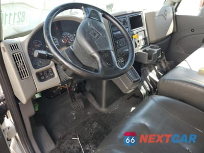 Zdjęcie 8 z 12 samochodu: 2018 INTERNATIONAL 4000 4300 VIN:3HAMMMML9JL003819 - miniatura