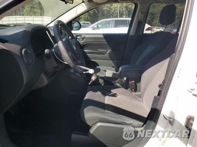 Zdjęcie 7 z 12 samochodu: 2011 JEEP COMPASS SPORT VIN:1J4NF1FB1BD235032 - miniatura