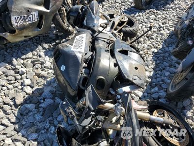 Piąte zdjęcie samochodu w środku: 2013 SUZUKI GSX1300 RA VIN:JS1GX72BXD2100306 - miniatura