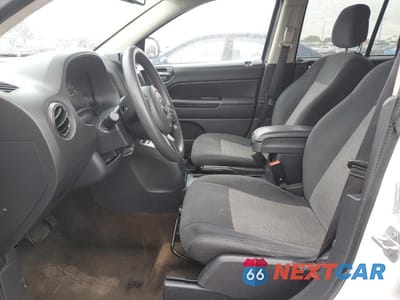 Zdjęcie 7 z 13 samochodu: 2016 JEEP COMPASS SPORT VIN:1C4NJDBB9GD662302 - miniatura