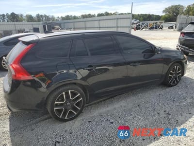 Trzecie zdjęcie samochodu z tyłu: 2018 VOLVO V60 T5 WAGON DYNAMIC VIN:YV140MELXJ2389290 - miniatura