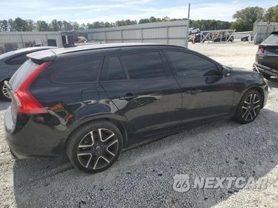 Trzecie zdjęcie samochodu z tyłu: 2018 VOLVO V60 T5 WAGON DYNAMIC VIN:YV140MELXJ2389290 - miniatura