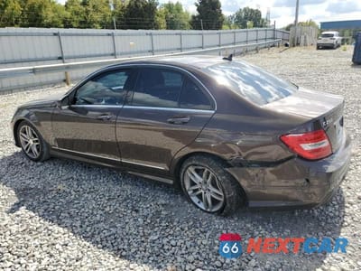 Drugie zdjęcie samochodu z przodu: 2014 MERCEDES-BENZ C 250 VIN:WDDGF4HBXER309719 - miniatura