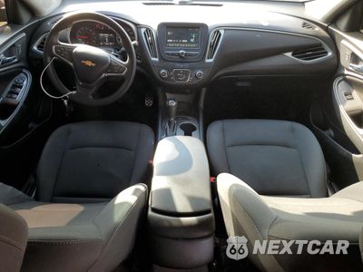 Zdjęcie 8 z 13 samochodu: 2017 CHEVROLET MALIBU LS VIN:1G1ZB5ST4HF148109 - miniatura