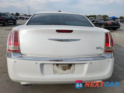 Zdjęcie 6 z 12 samochodu: 2011 CHRYSLER 300C VIN:2C3CA6CT5BH528994 - miniatura