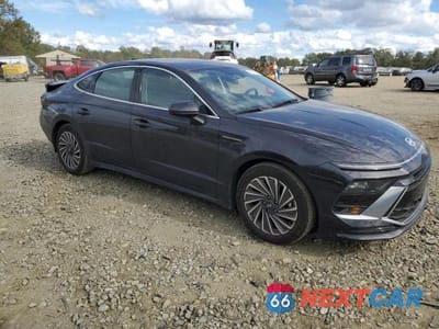 Czwarte zdjęcie samochodu z boku: 2025 HYUNDAI SONATA HYBRID VIN:KMHL34JJ2SA103870 - miniatura