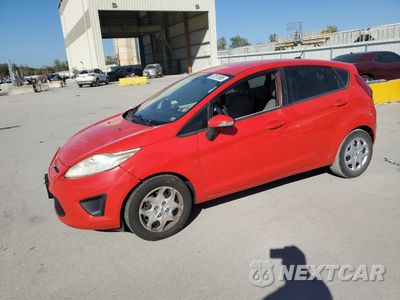 2014 FORD FIESTA SE 3FADP4EJ9DM114111 - główne zdjęcie licytacji z USA - miniatura