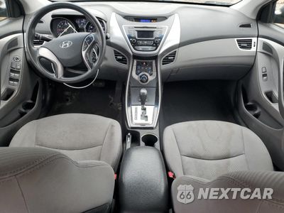 Zdjęcie 8 z 14 samochodu: 2013 HYUNDAI ELANTRA GLS VIN:5NPDH4AE3DH357161 - miniatura