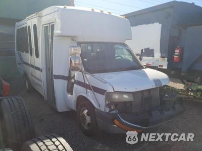 2004 CHEVROLET EXPRESS G3500 SHUTTLE BUS 1GBJG31U641111840 - główne zdjęcie licytacji z USA - miniatura