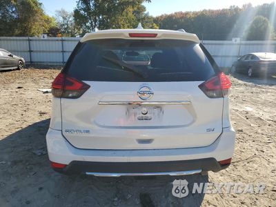Zdjęcie 6 z 15 samochodu: 2017 NISSAN ROGUE S VIN:5N1AT2MT5HC730214 - miniatura