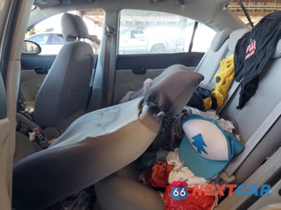 Zdjęcie 10 z 13 samochodu: 2006 HYUNDAI ACCENT GLS VIN:KMHCN46C56U031622 - miniatura