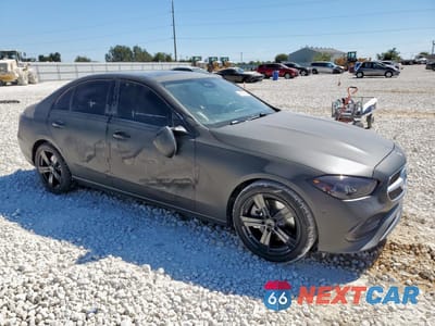 Czwarte zdjęcie samochodu z boku: 2025 MERCEDES-BENZ C 300 VIN:W1KAF4GB1SR247405 - miniatura