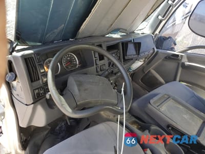 Zdjęcie 8 z 13 samochodu: 2021 ISUZU NPR HD VIN:JALC4W162M7005901 - miniatura