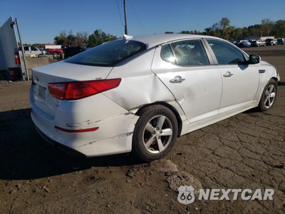 Trzecie zdjęcie samochodu z tyłu: 2015 KIA OPTIMA LX VIN:5XXGM4A79FG402600 - miniatura