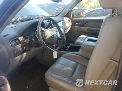Zdjęcie 7 z 13 samochodu: 2008 GMC YUKON XL K1500 VIN:1GKFK16398R174141 - miniatura