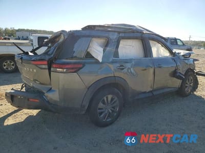 Trzecie zdjęcie samochodu z tyłu: 2024 NISSAN PATHFINDER SV VIN:5N1DR3BA7RC251118 - miniatura