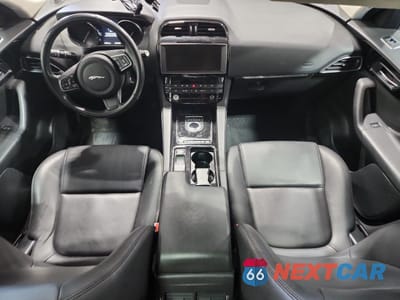Zdjęcie 8 z 14 samochodu: 2020 JAGUAR F-PACE VIN:SADCS2FXXLA646575 - miniatura
