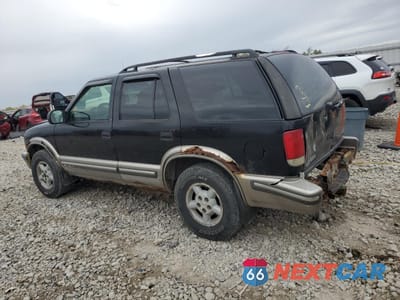 Drugie zdjęcie samochodu z przodu: 1999 CHEVROLET BLAZER VIN:1GNDT13W7X2233779 - miniatura