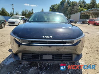 Piąte zdjęcie samochodu w środku: 2025 KIA K4 LX VIN:3KPFT4DE8SE176464 - miniatura