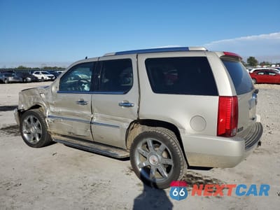 Drugie zdjęcie samochodu z przodu: 2013 CADILLAC ESCALADE LUXURY VIN:1GYS4BEF3DR145843 - miniatura