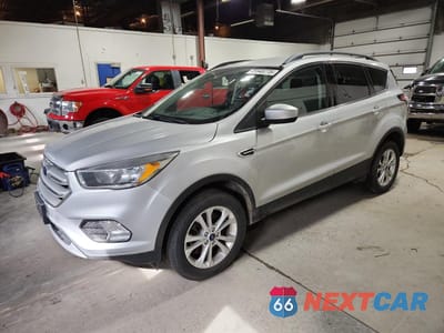 2018 FORD ESCAPE SE 1FMCU9GD9JUD59805 - główne zdjęcie licytacji z USA - miniatura