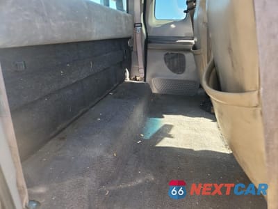 Zdjęcie 10 z 14 samochodu: 1999 FORD F250 SUPER DUTY VIN:1FTNX21F0XEB02380 - miniatura