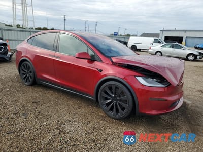 Czwarte zdjęcie samochodu z boku: 2023 TESLA MODEL X VIN:7SAXCDE54PF396613 - miniatura