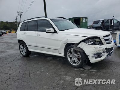 Czwarte zdjęcie samochodu z boku: 2015 MERCEDES-BENZ GLK 350 VIN:WDCGG5HB0FG423085 - miniatura