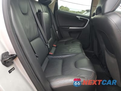 Zdjęcie 11 z 15 samochodu: 2010 VOLVO XC60 T6 VIN:YV4992DZ3A2030369 - miniatura