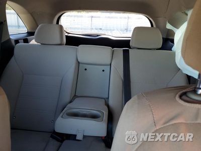 Zdjęcie 10 z 13 samochodu: 2018 KIA SORENTO LX VIN:5XYPG4A33JG358134 - miniatura