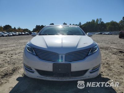 Piąte zdjęcie samochodu w środku: 2016 LINCOLN MKZ VIN:3LN6L2JK5GR620183 - miniatura