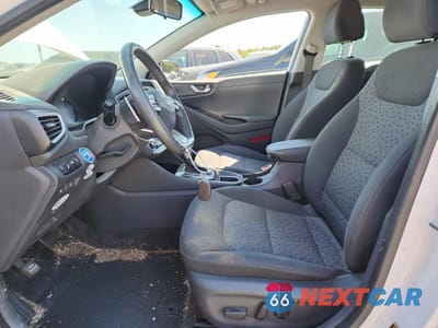 Zdjęcie 7 z 14 samochodu: 2019 HYUNDAI IONIQ SEL VIN:KMHC75LC6KU119397 - miniatura